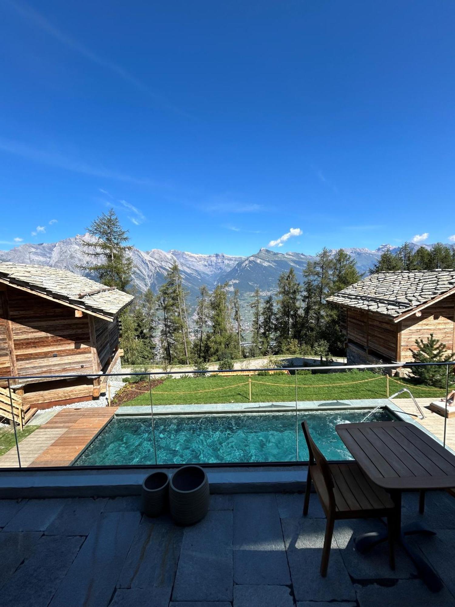 Mad Retreat Hotel Nendaz Ngoại thất bức ảnh